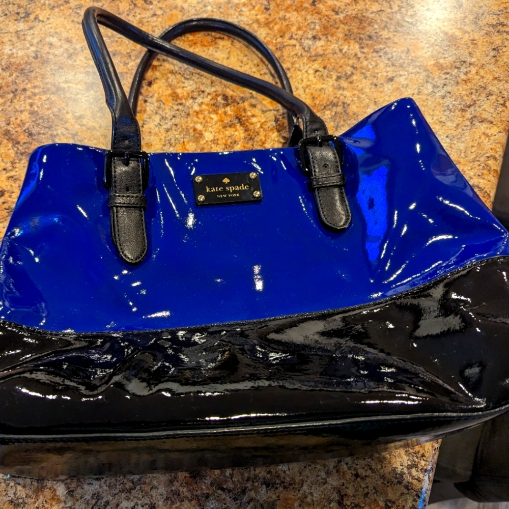 𝅺Kate Spade Carlisle Street Elena Satchel